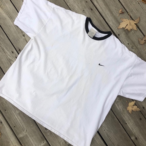 Vintage Nike swoosh tee - Picture 1 of 6